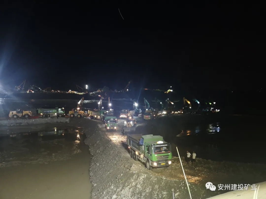 1626659552362724.jpg 640.webp (9).jpg